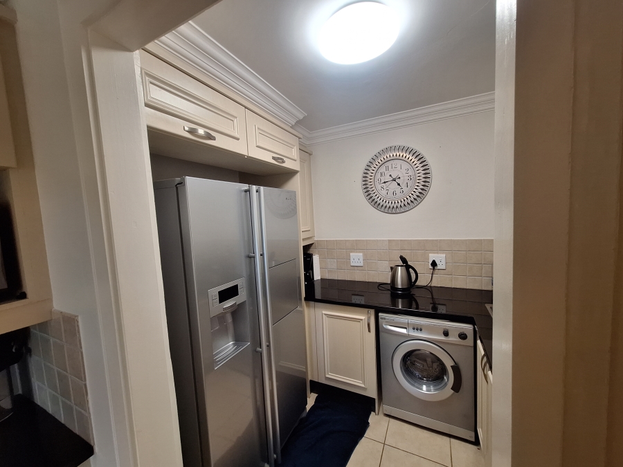 3 Bedroom Property for Sale in Wavecrest Eastern Cape